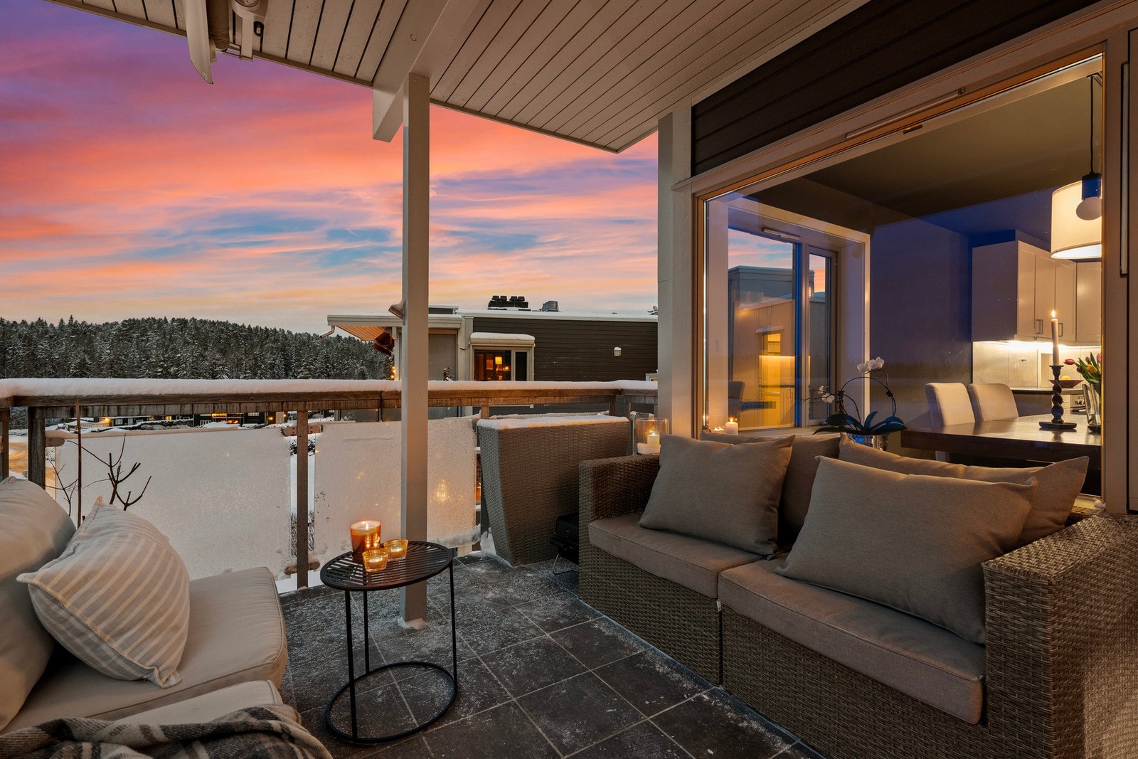 Her kan du nyte en nydelig utsikt og gode solforhold store deler av dagen. Galleribilde