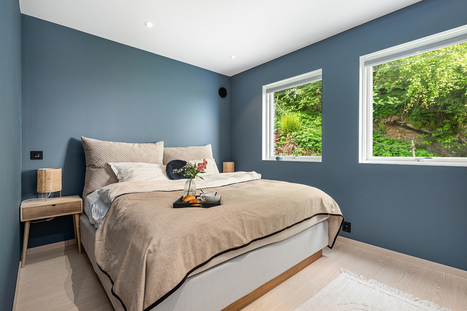 Innbydende hovedsoverom av god størrelse på 12,2 m². Galleribilde