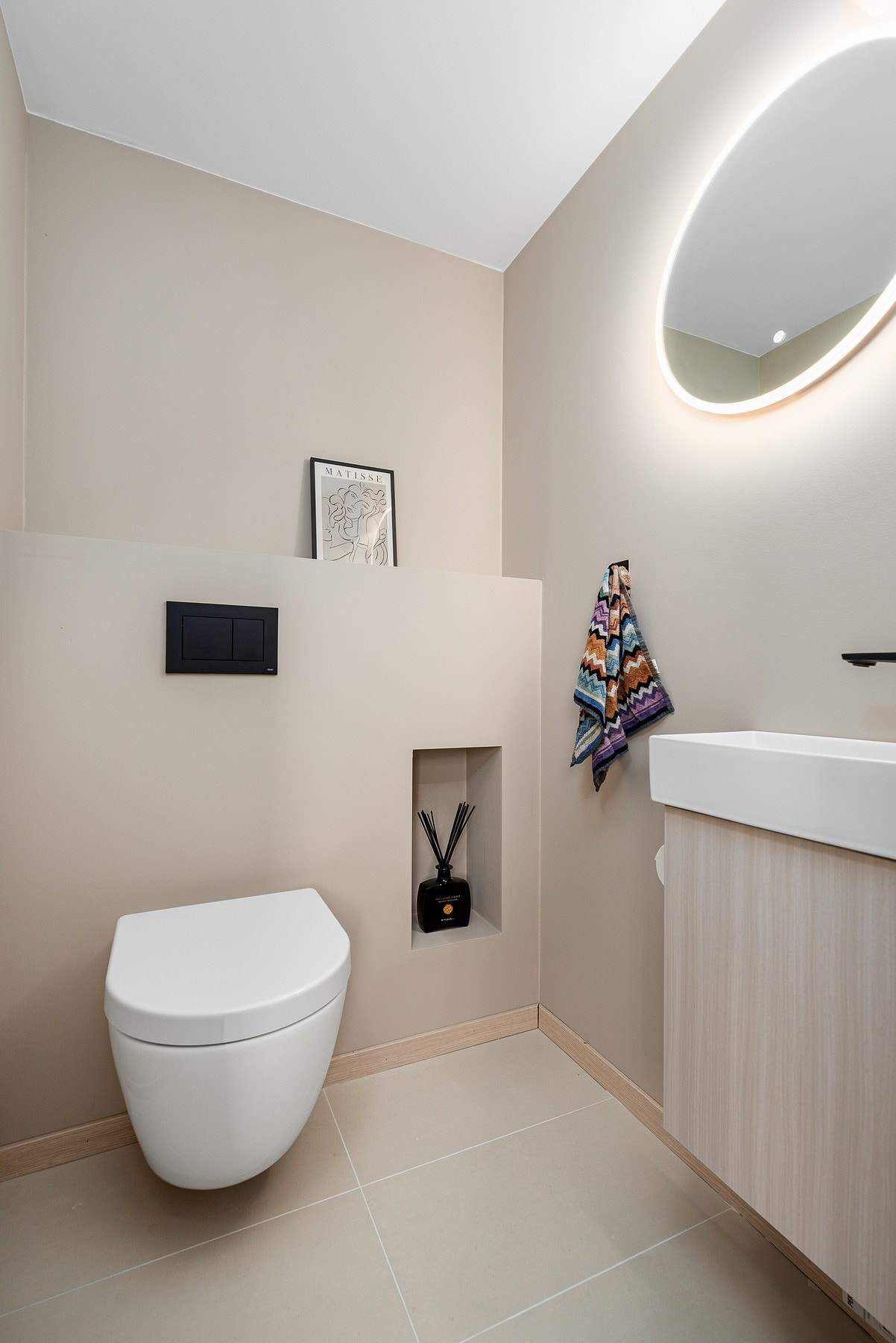 En etterspurt kvalitet boligen også byr på er toalett i hver etasje. Galleribilde