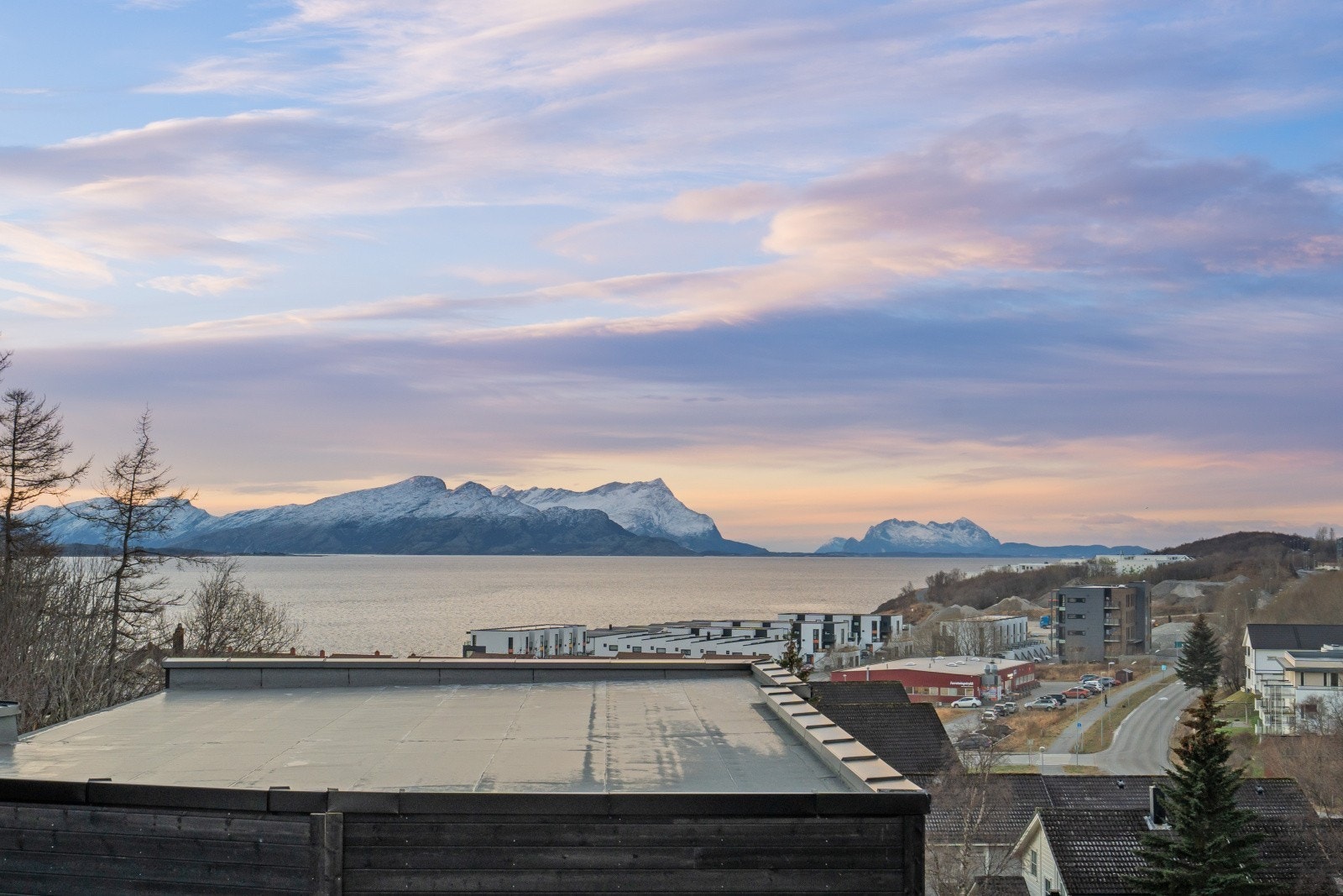 Fantastisk utsikt fra takterrassen. Galleribilde