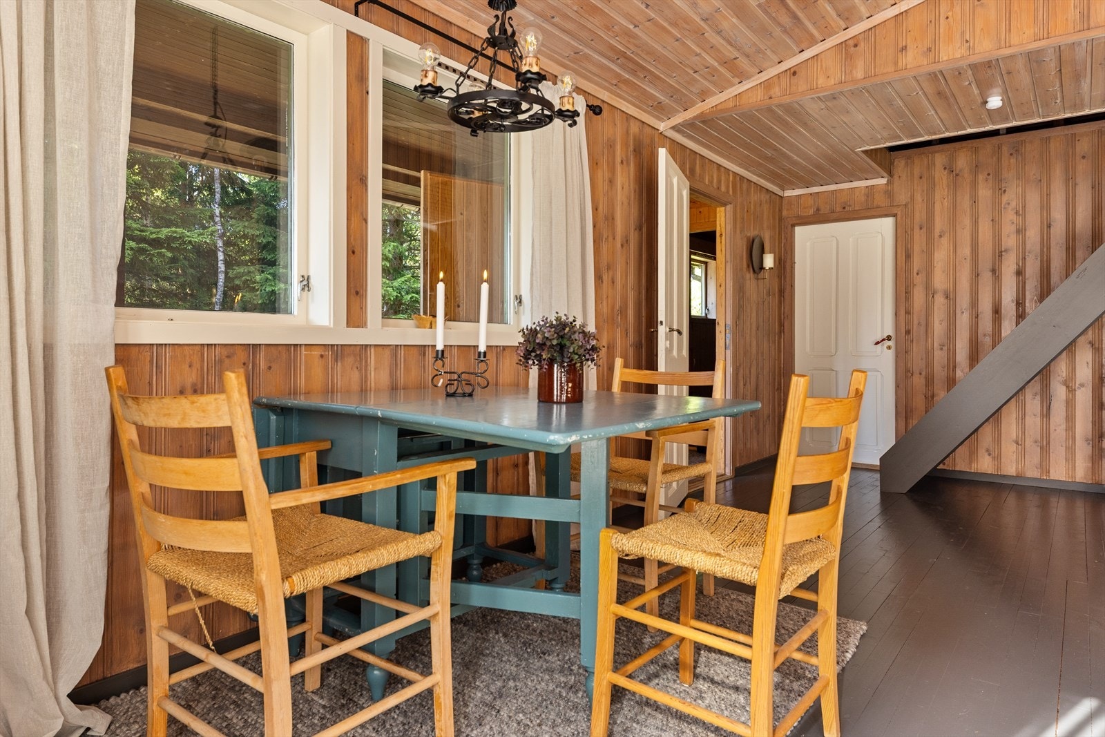 Spiseplass i stuen Galleribilde