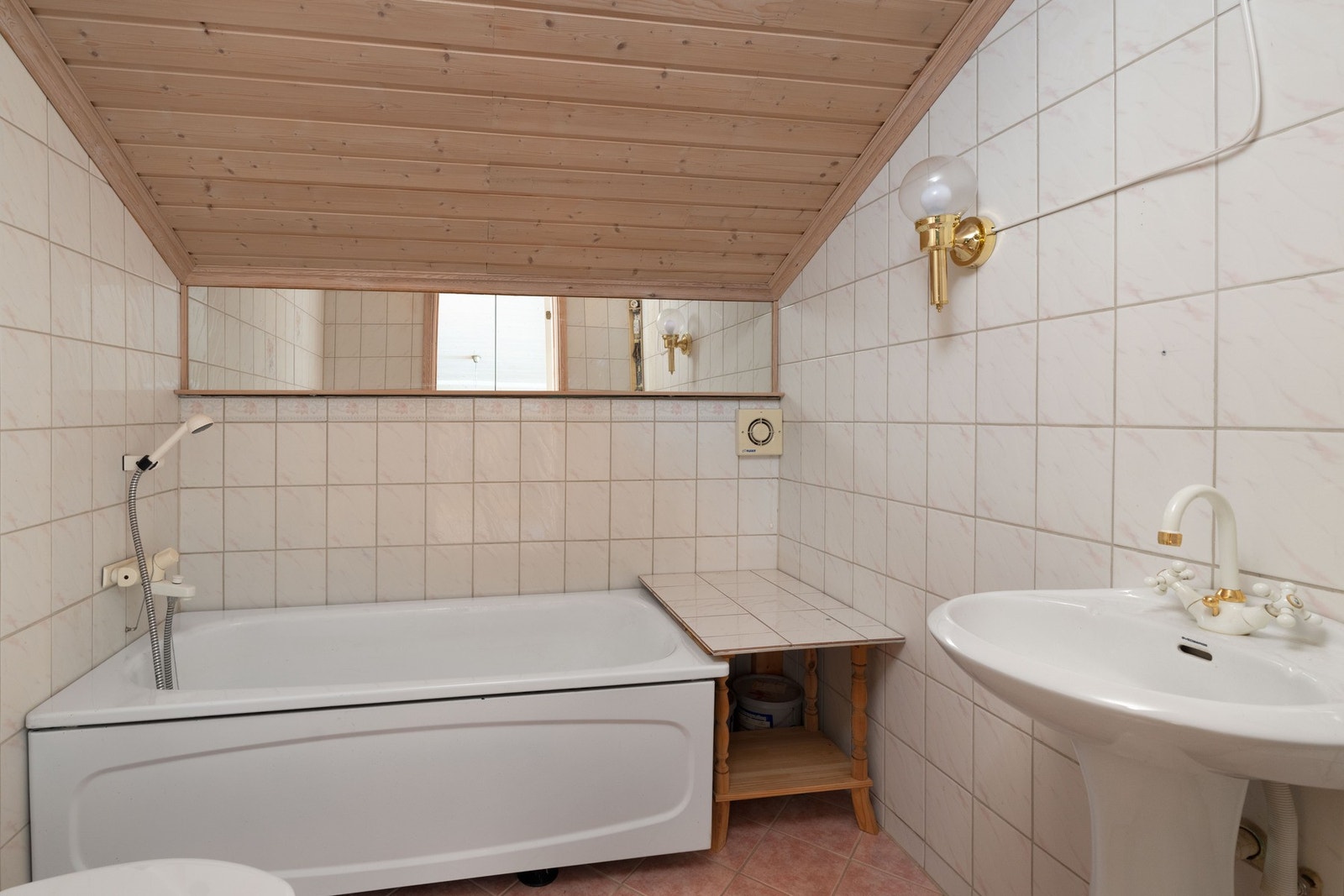 Bad 2, 2.etasje Galleribilde