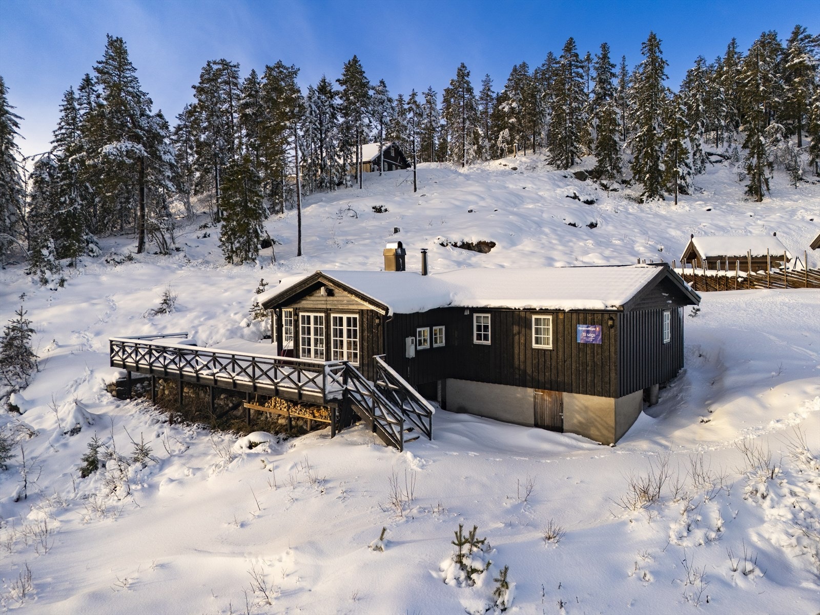 Velkommen til den solrike utsiktseiendommen i Fanterusta 22! Galleribilde