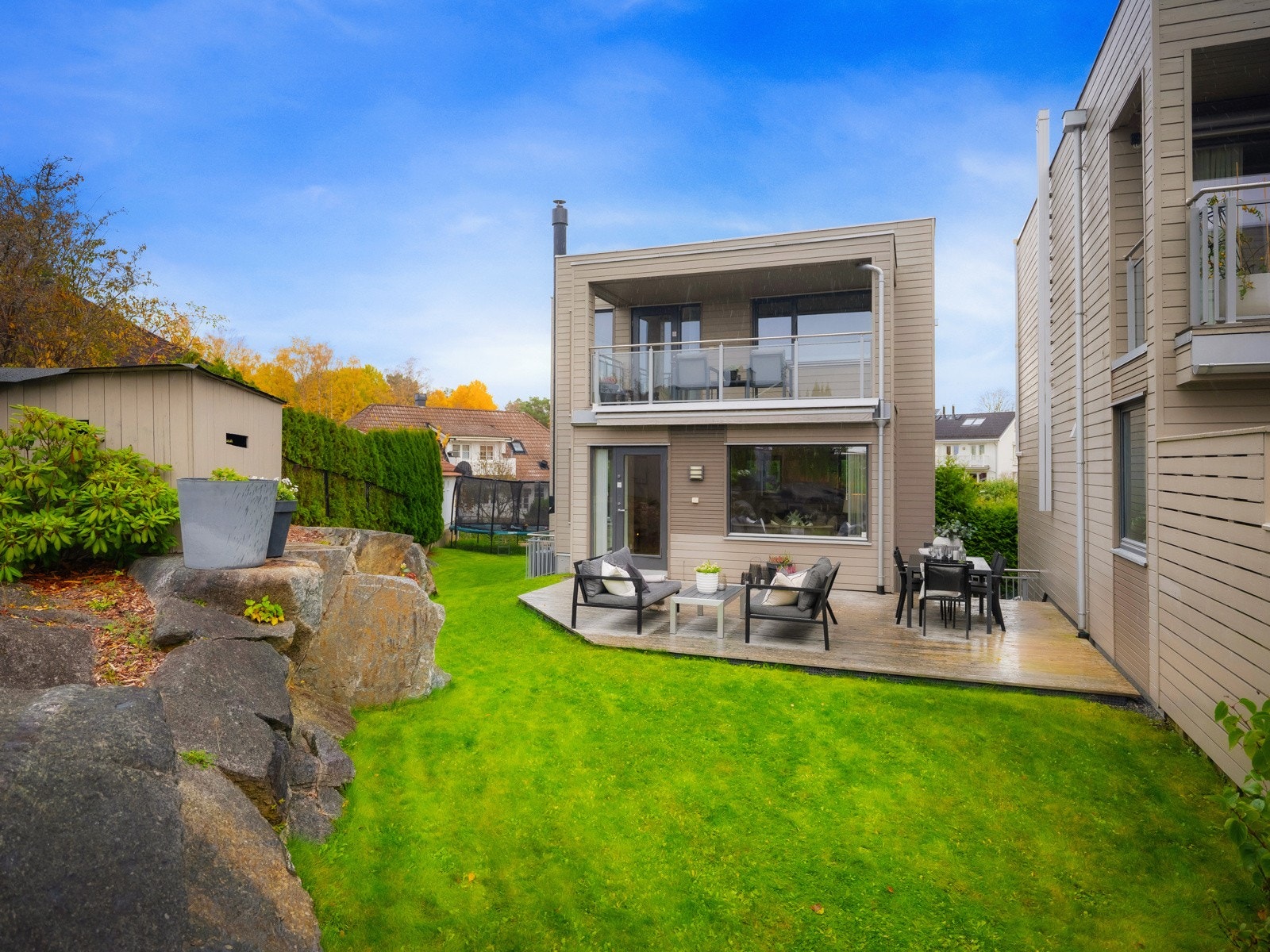 Det foreligger rammetillatelse for takterrasse med 360 graders utsikt. Galleribilde