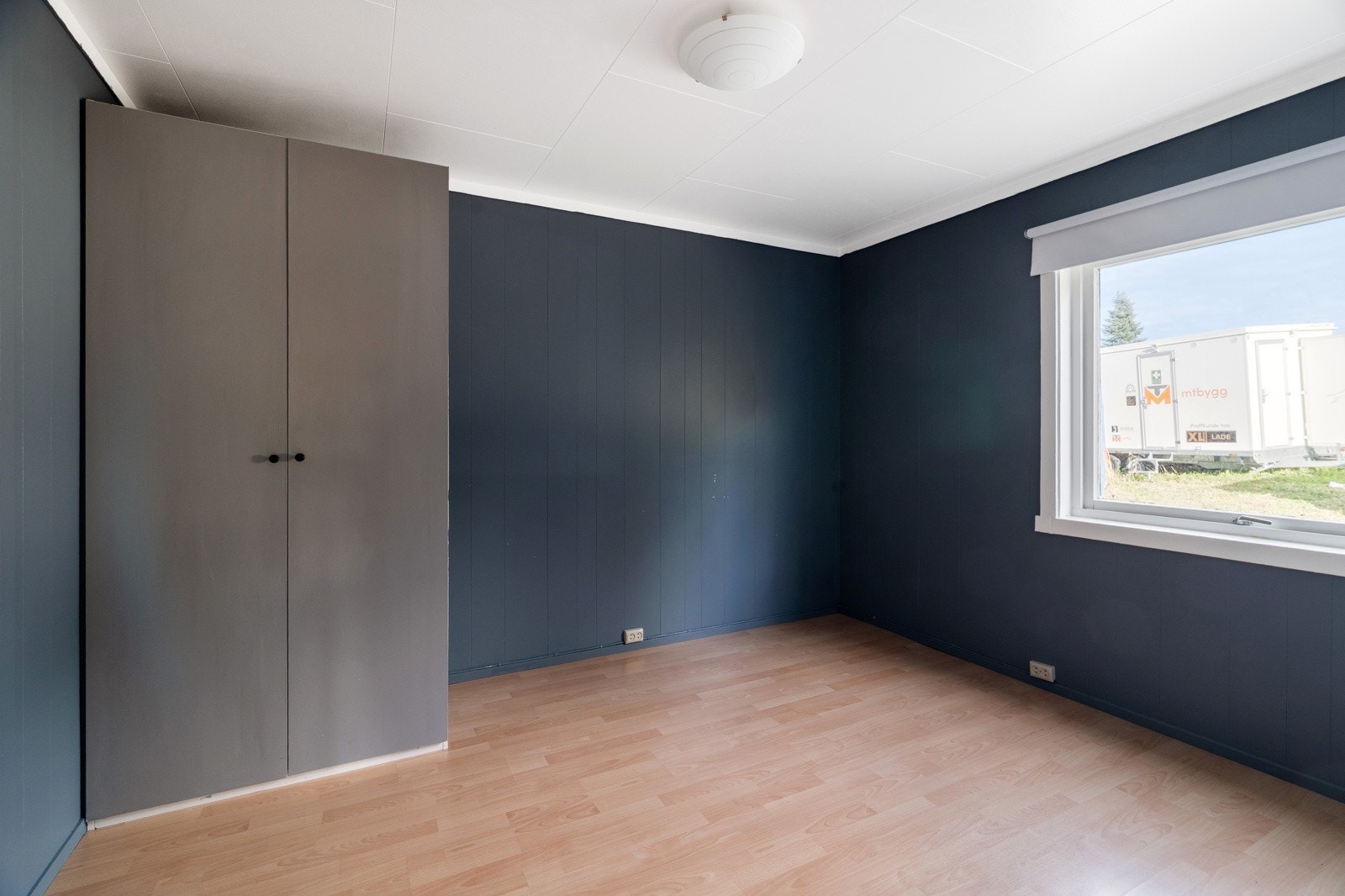 Her er det godt med plass til innredning både med seng, nattbord og øvrige møblement. Galleribilde