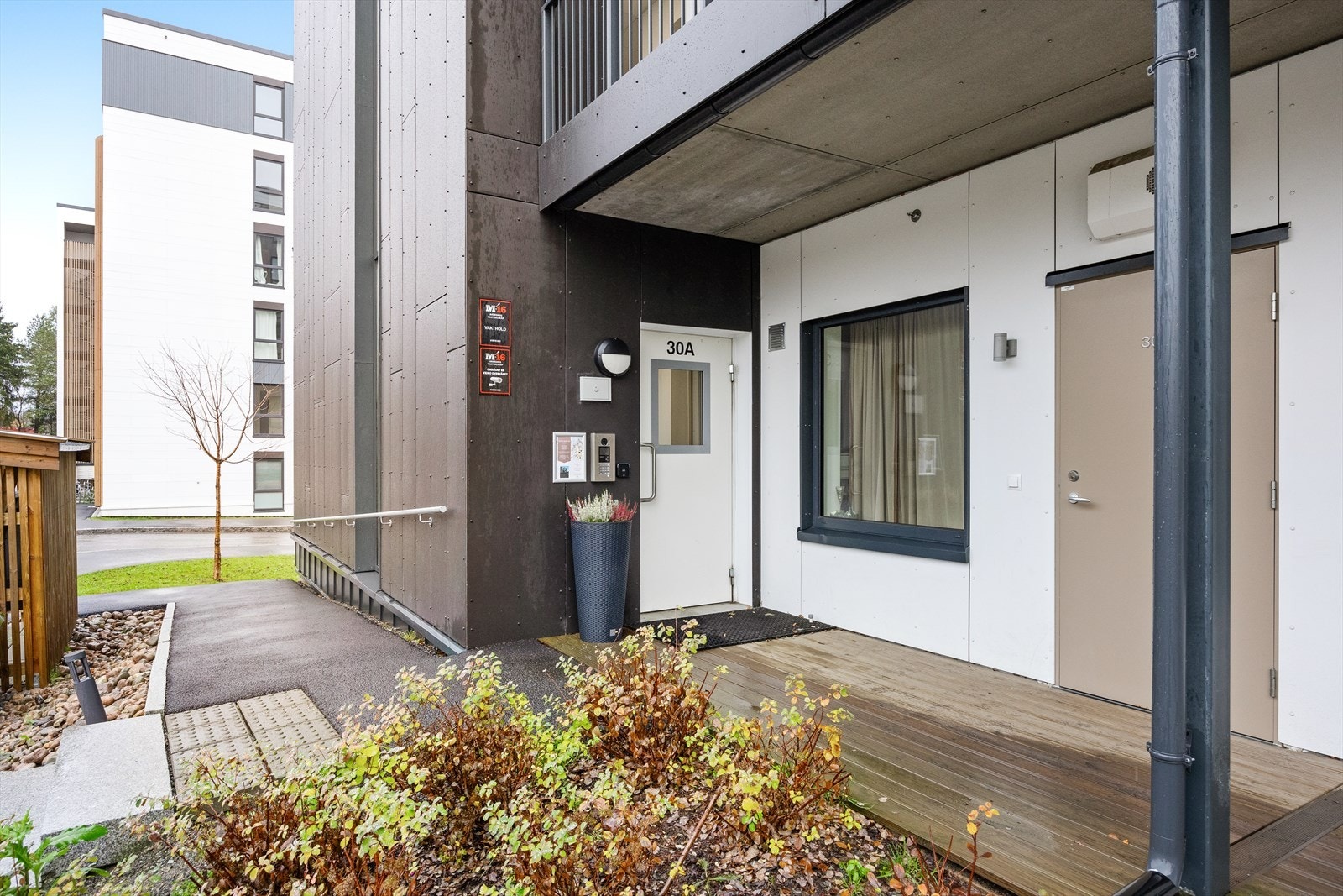 Leiligheten ligger fint plassert i 2. etasje. Galleribilde