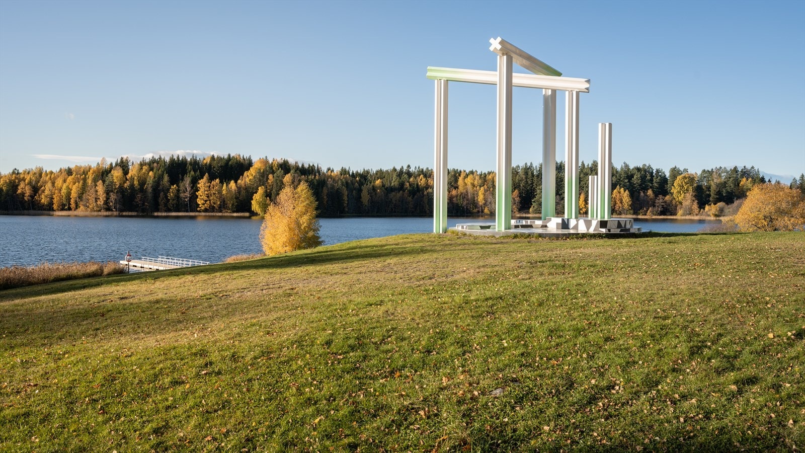 Nordbytjernet, em flott badeplass og samlingspunkt hele året rundt. Galleribilde