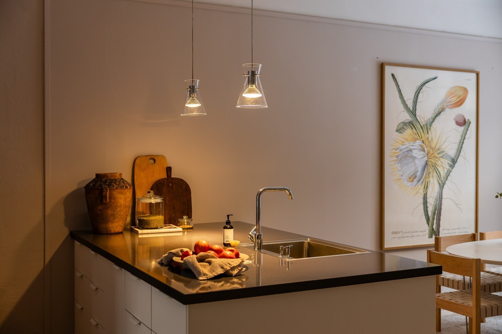 Kullfilterventilator og komfyrvakt bidrar til både komfort og sikkerhet. Galleribilde