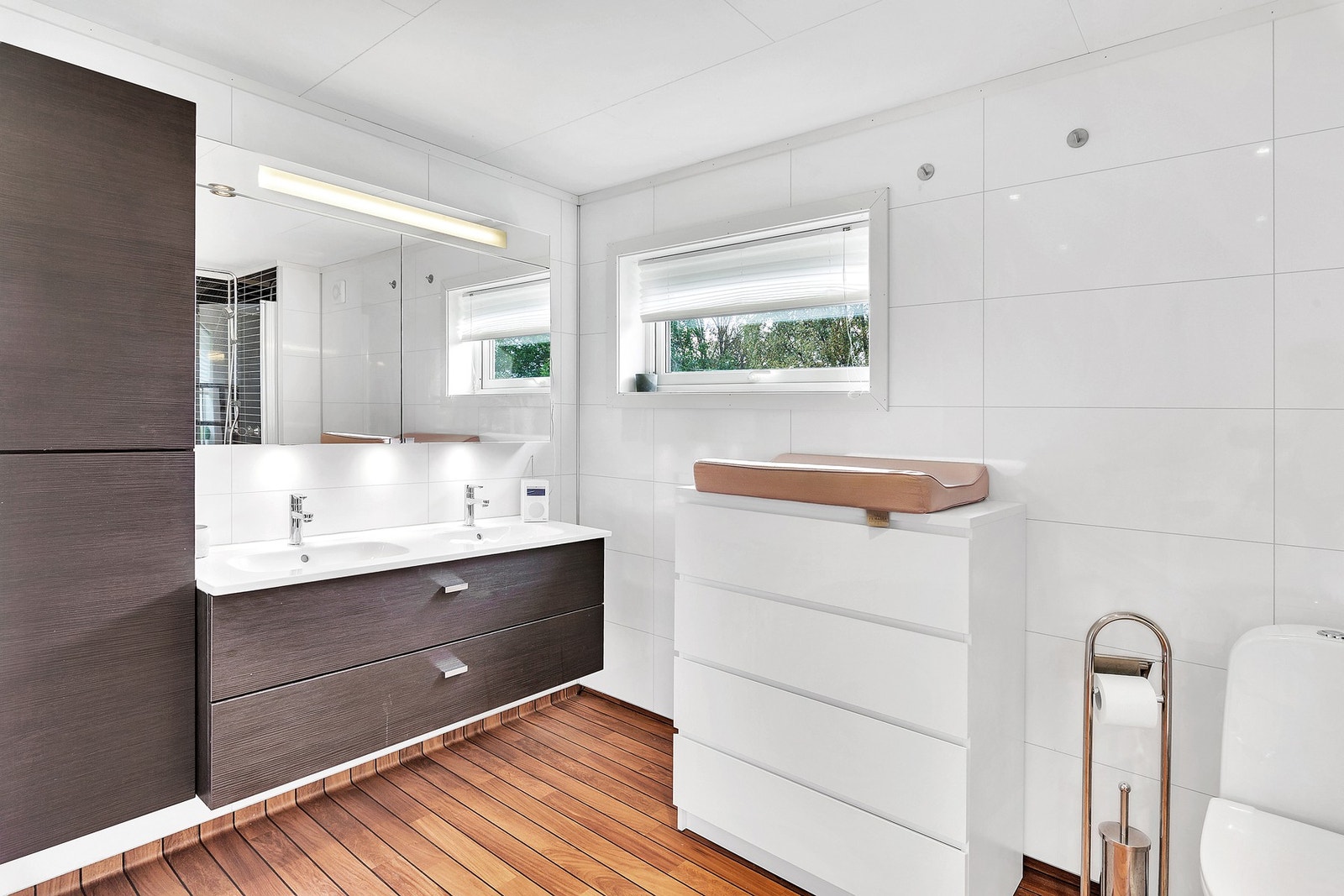 Bad fra 2014/2015 med tidløst og delikat preg. Galleribilde