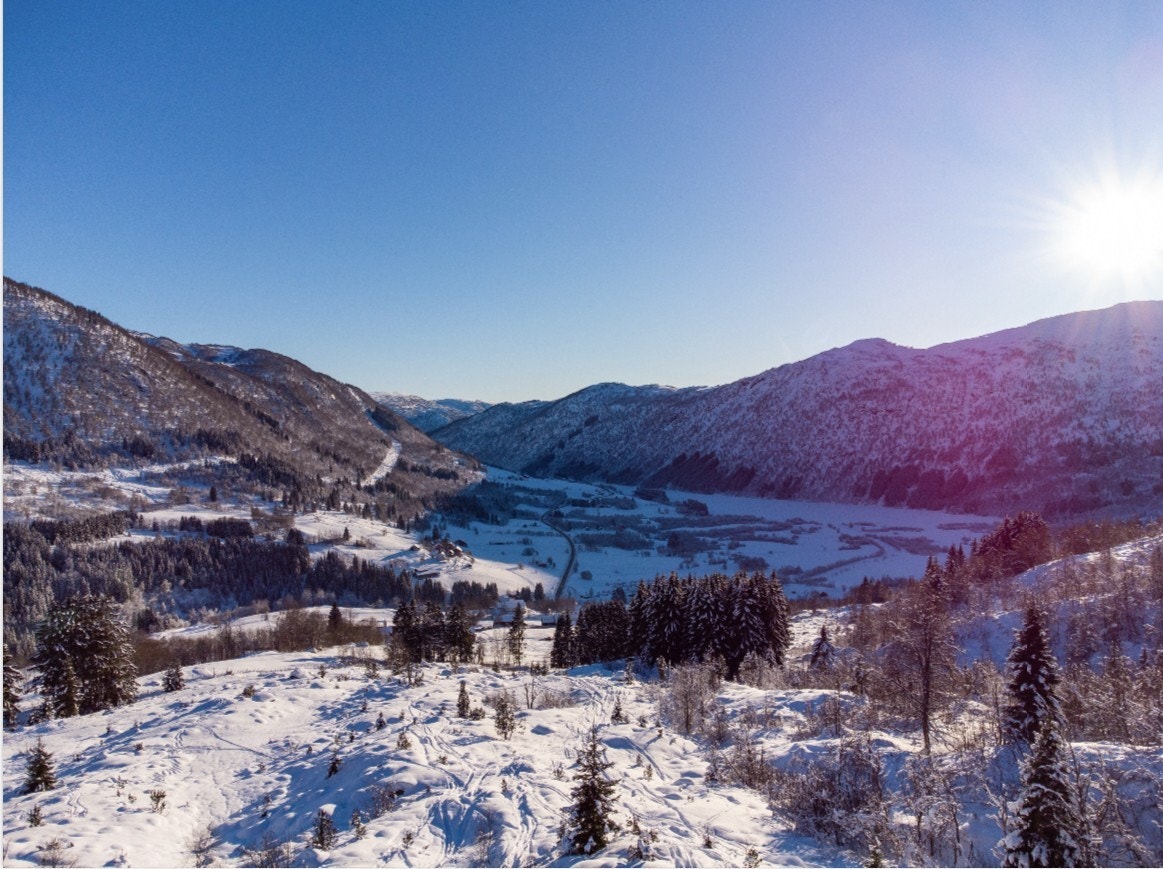 En perfekt beliggenhet for deg som ønsker å bygge en hytte med en idyllisk plassering i vakre Myrkdalen! Galleribilde