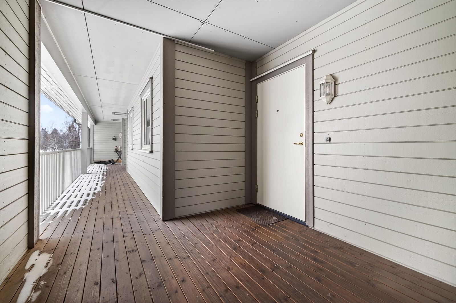 Adkomst via svalgang Galleribilde