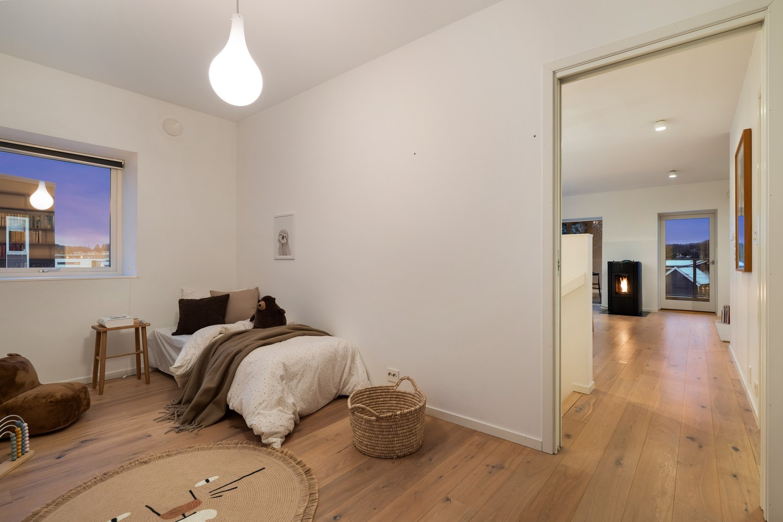 Begge soverommene har plass til å innrede med dobbeltseng. Galleribilde