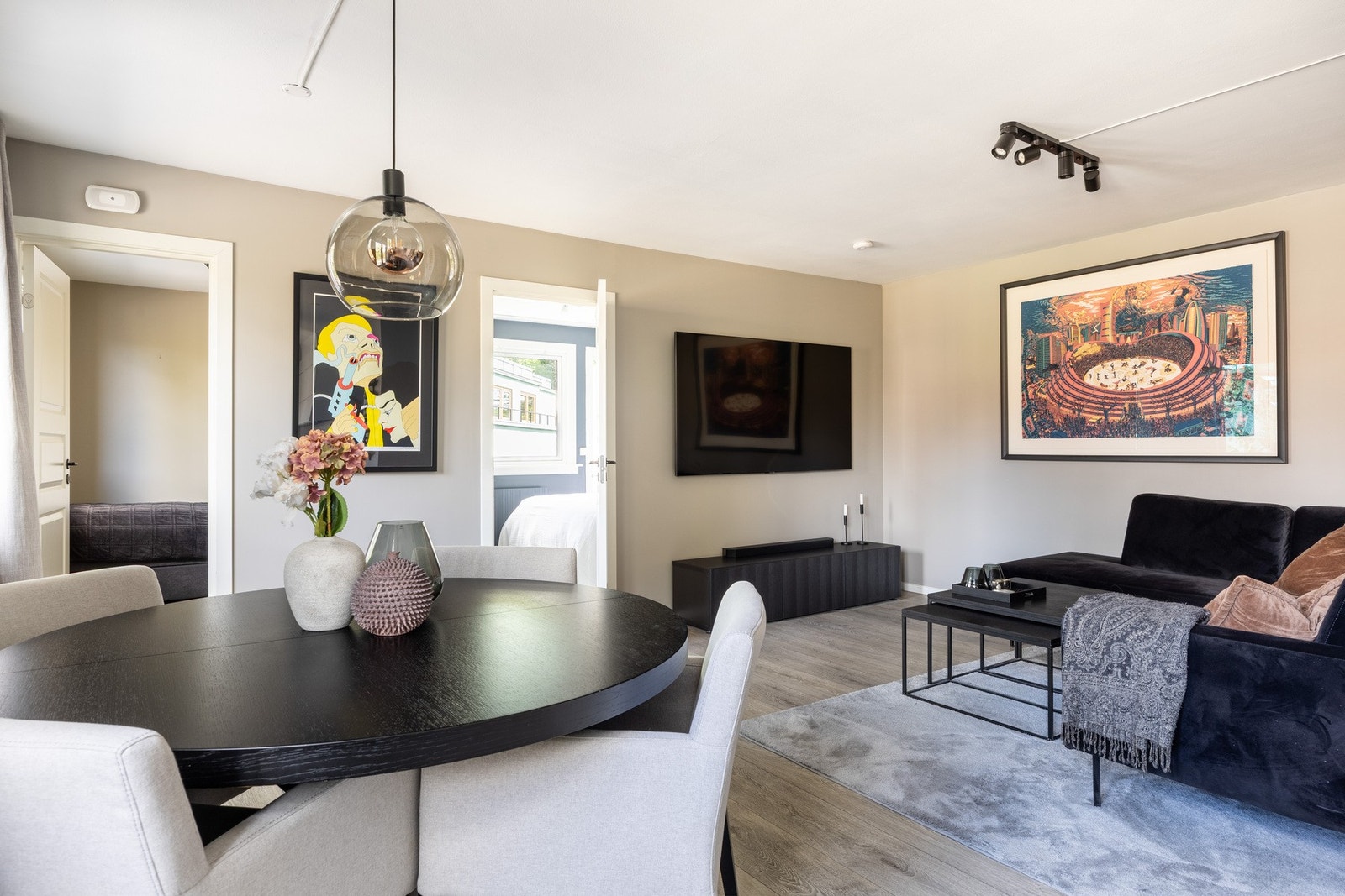 Drammensveien 114 presenteres av Mekleriet Oslo ved Ole Anders Teslo. Galleribilde