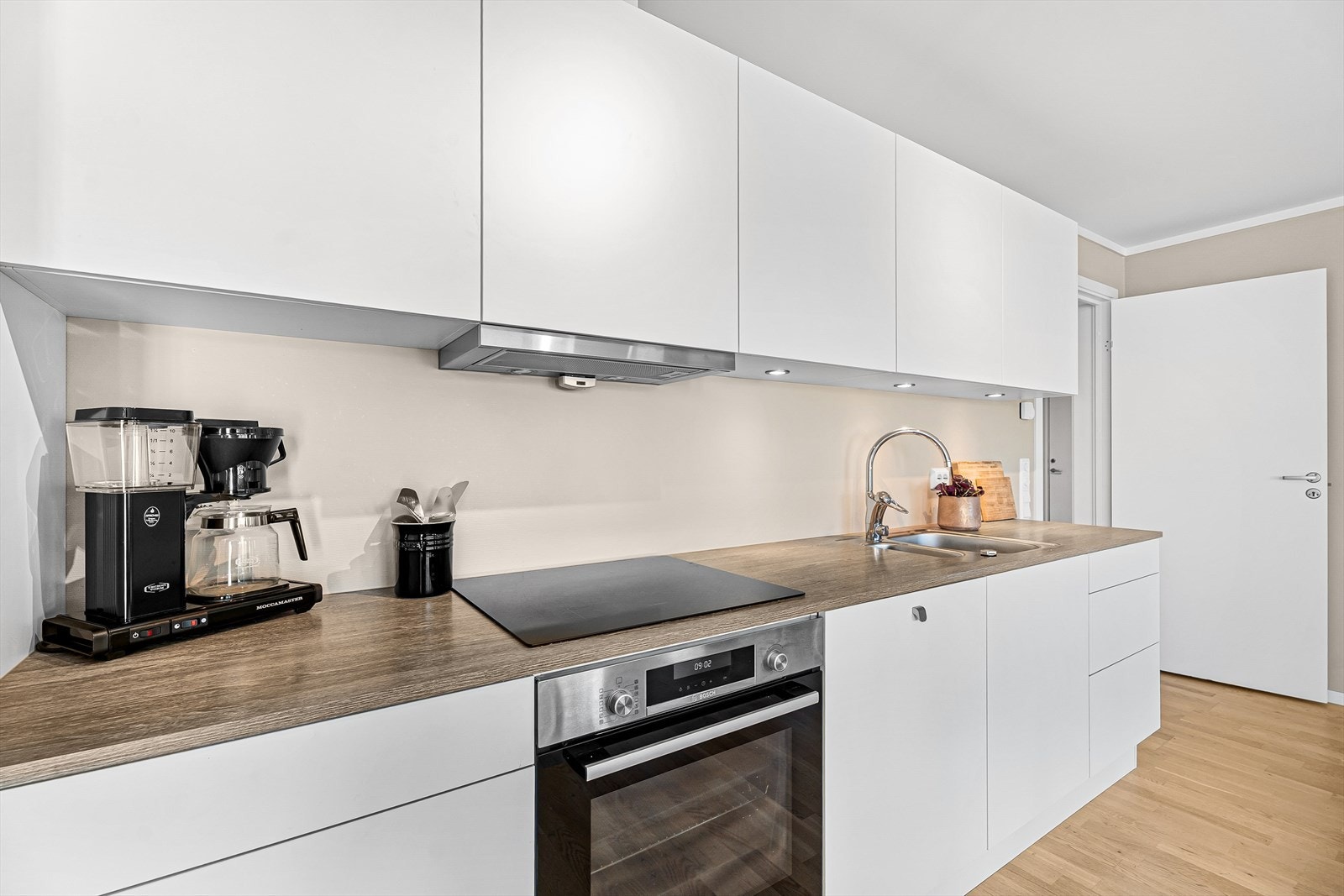 Alle hvitevarer er integrert Galleribilde