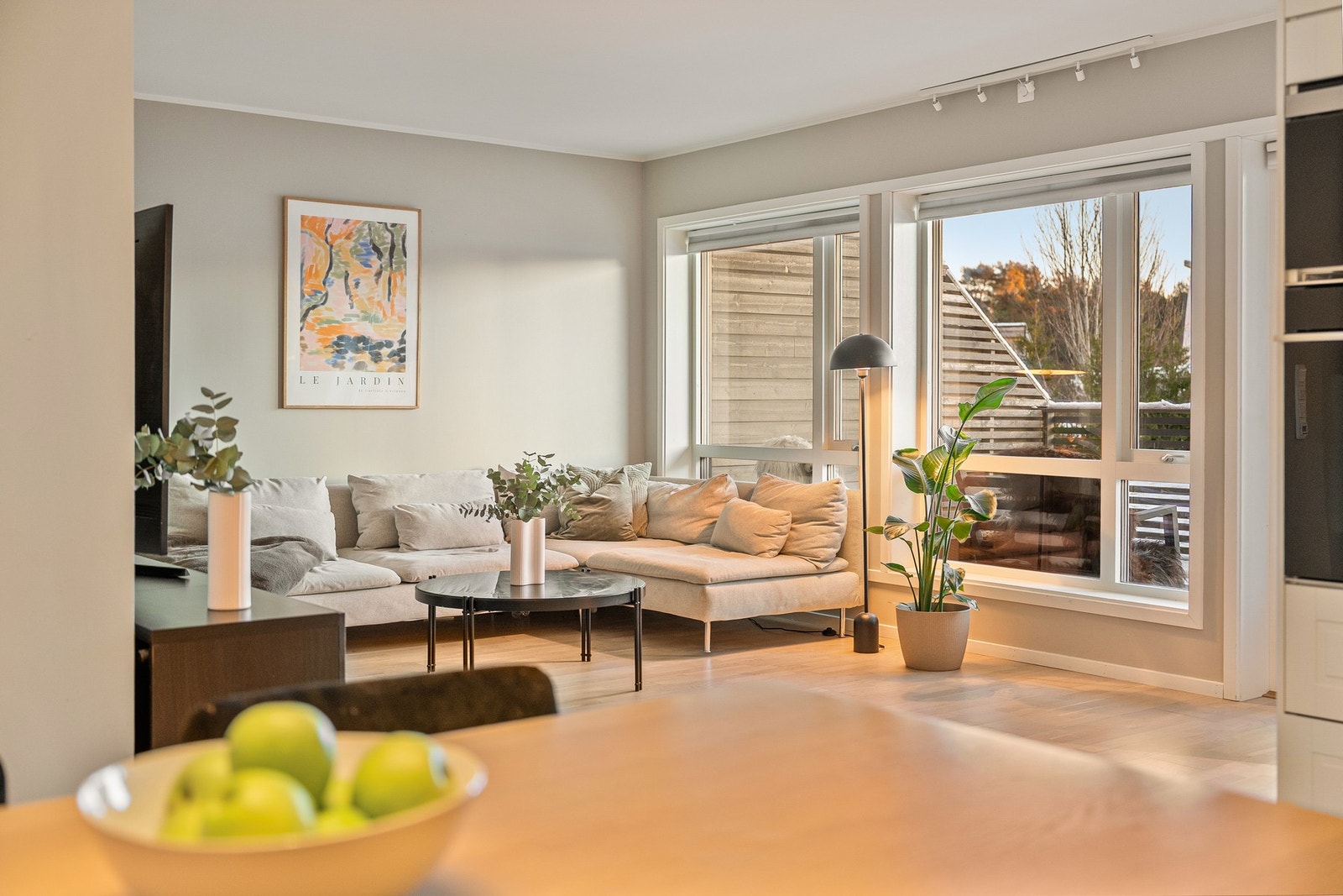 Fellesutgifter på kr 2 928,- inkluderer blant annet tv/internett Galleribilde