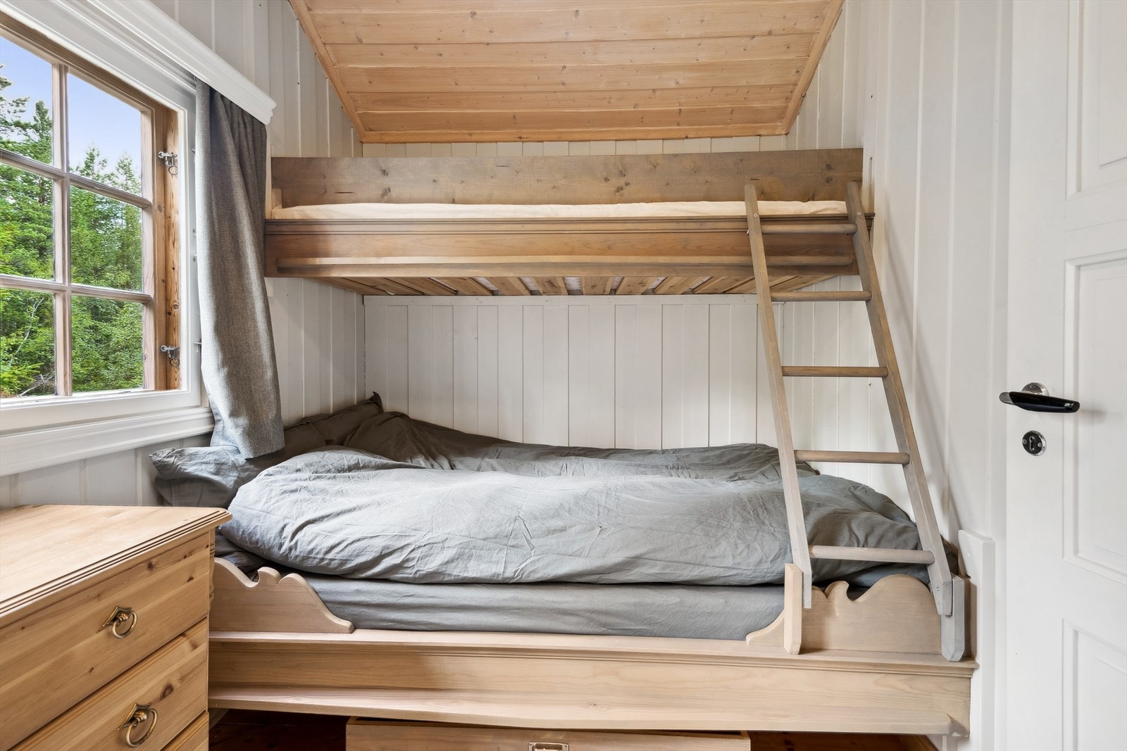 Et fint soverom for å samle alle barna Galleribilde