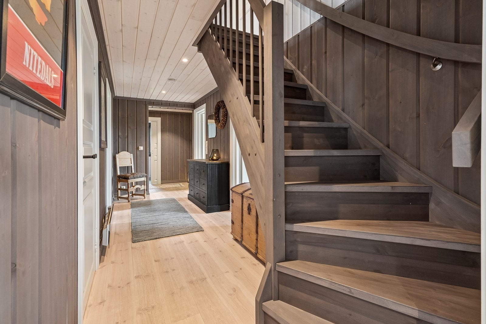 Trapp opp til hems. Galleribilde