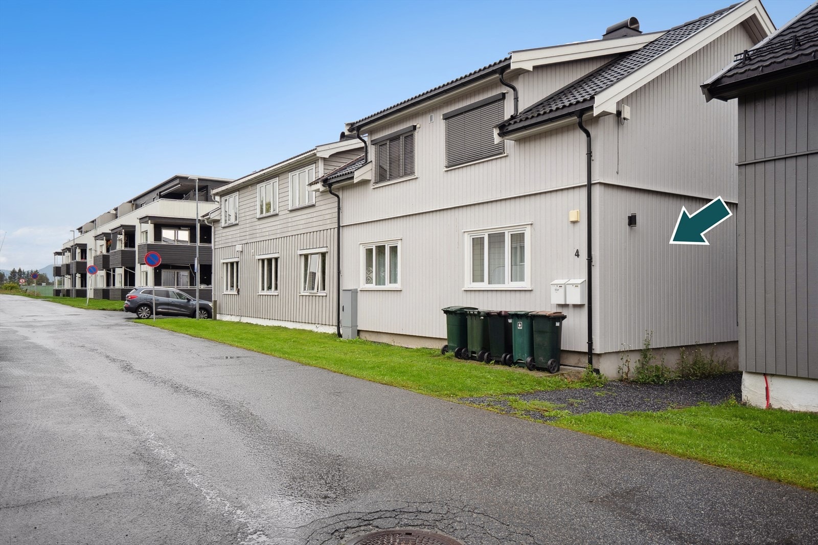 Flott halvpart av tomannsbolig med sentral beliggenhet i Vestfossen Galleribilde