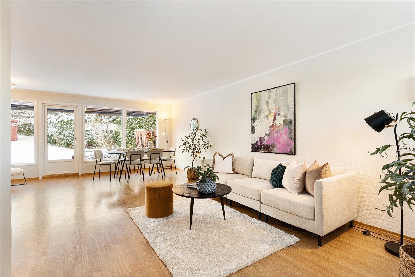 Velkommen inn i stuen i 1.etg. Galleribilde