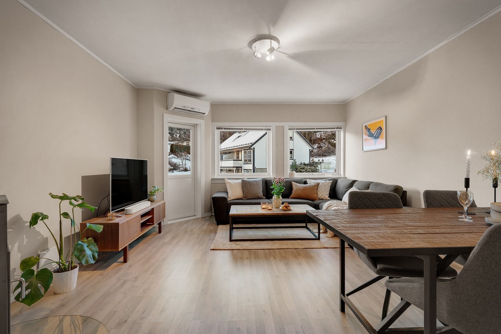 - Nordvik Bolig v/Remie Schjelderup Henriksen har gleden av å presentere Skjeneviksveien 15! Foto: Inge Jørpeland / Imotiv - Galleribilde