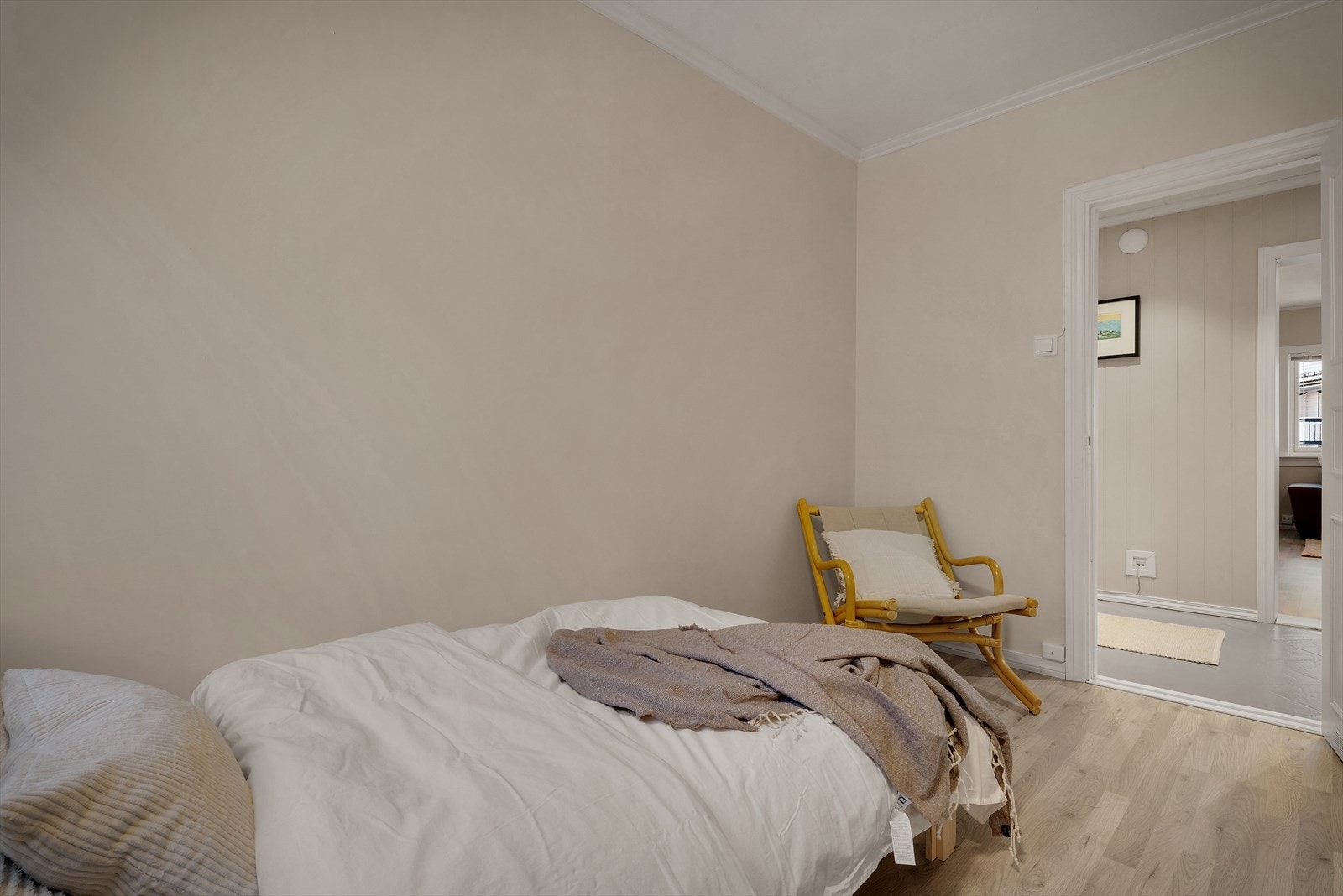 - Perfekt som barne-, gjesterom eller kontor - Galleribilde