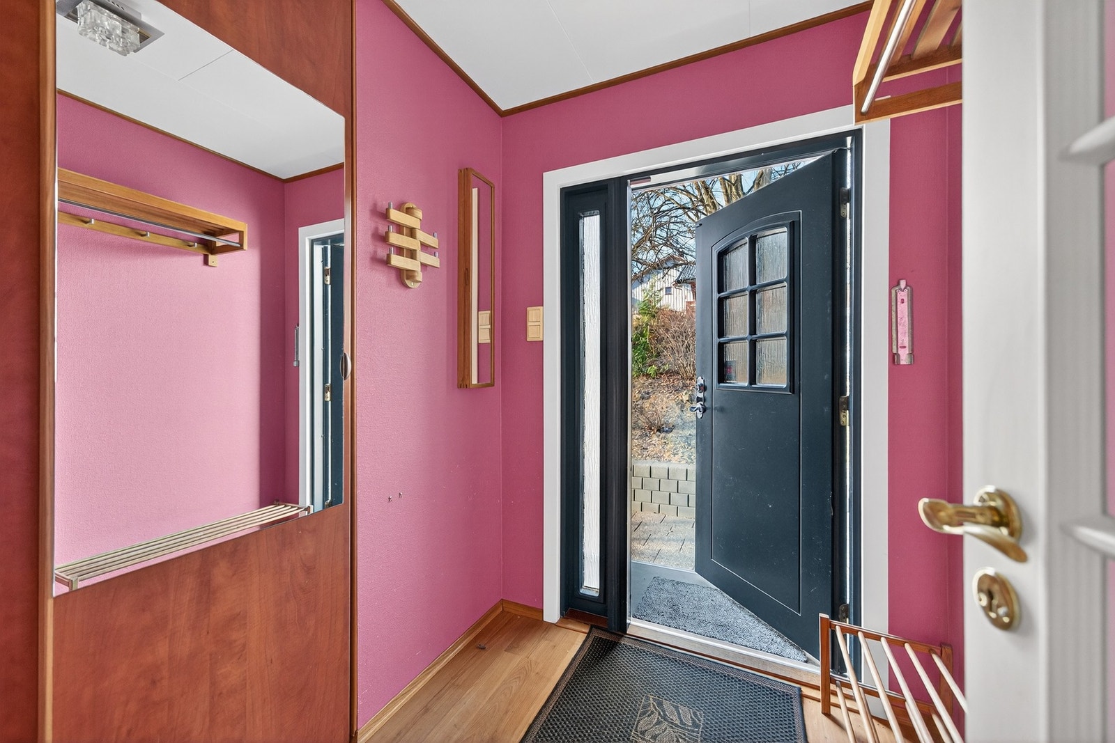 Entre 1. etasje. Galleribilde