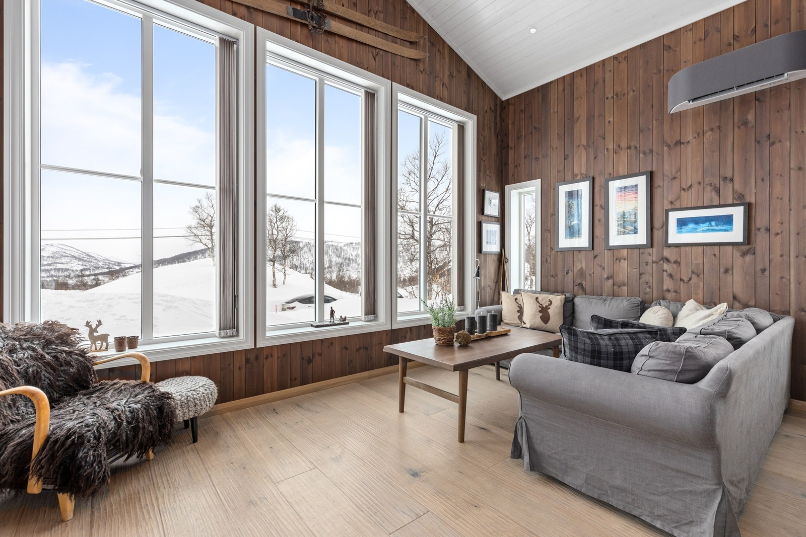 - Velkommen til Fjellbøvegen 9 - Galleribilde