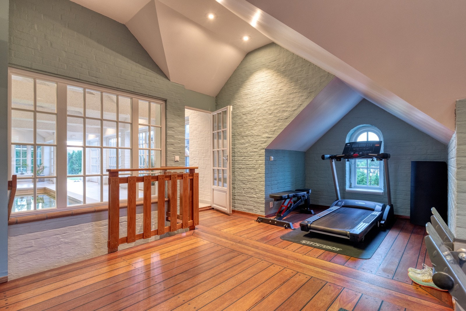 Praktisk trimrom med plass til flere apparater. Galleribilde