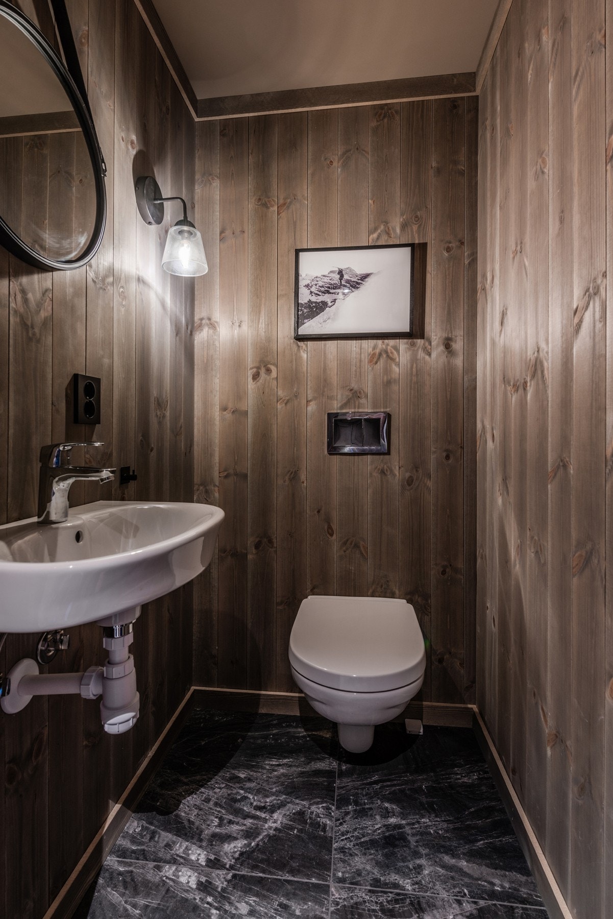 Toalettrom Galleribilde