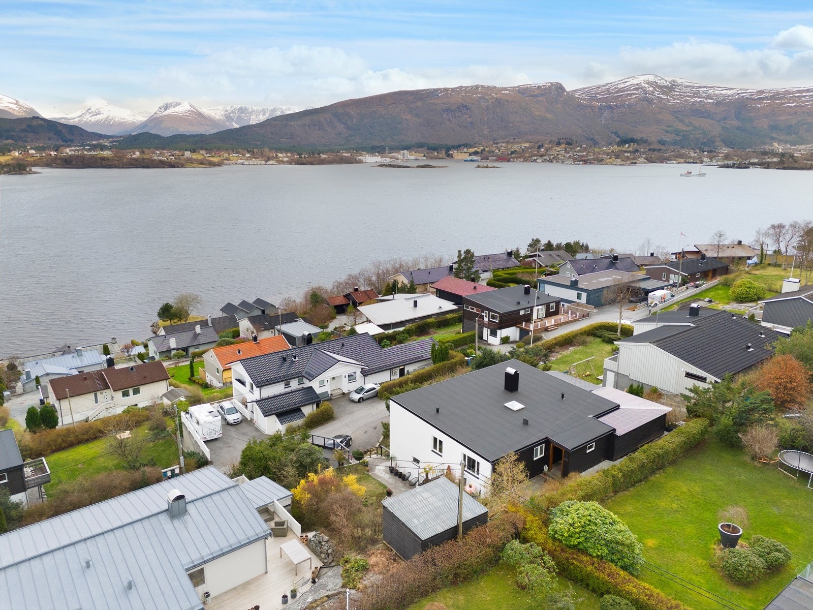 Dronebilde Galleribilde