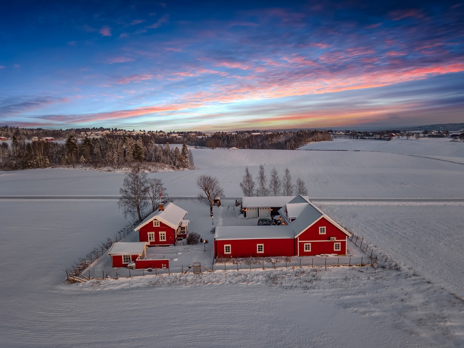 Velkommen til en unik og innholdsrik eiendom Galleribilde