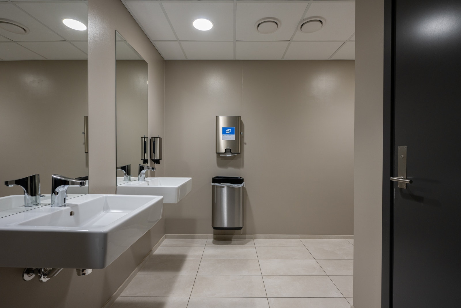 Toalett Galleribilde