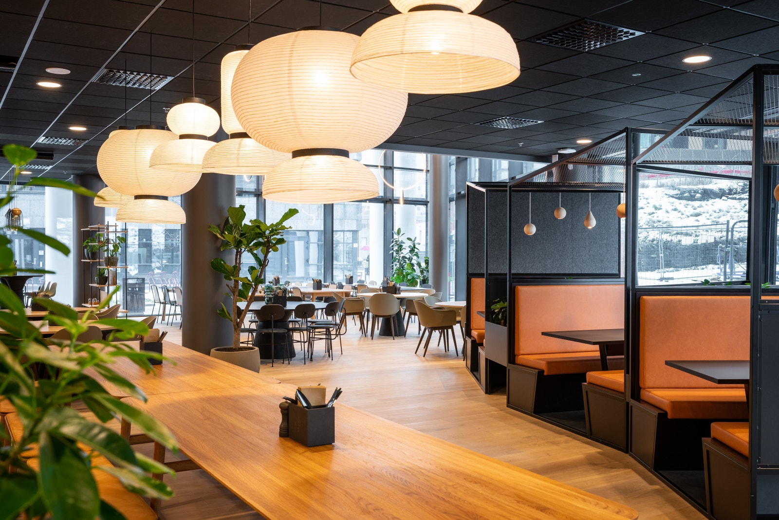 Stor og fin personalrestaurant Galleribilde