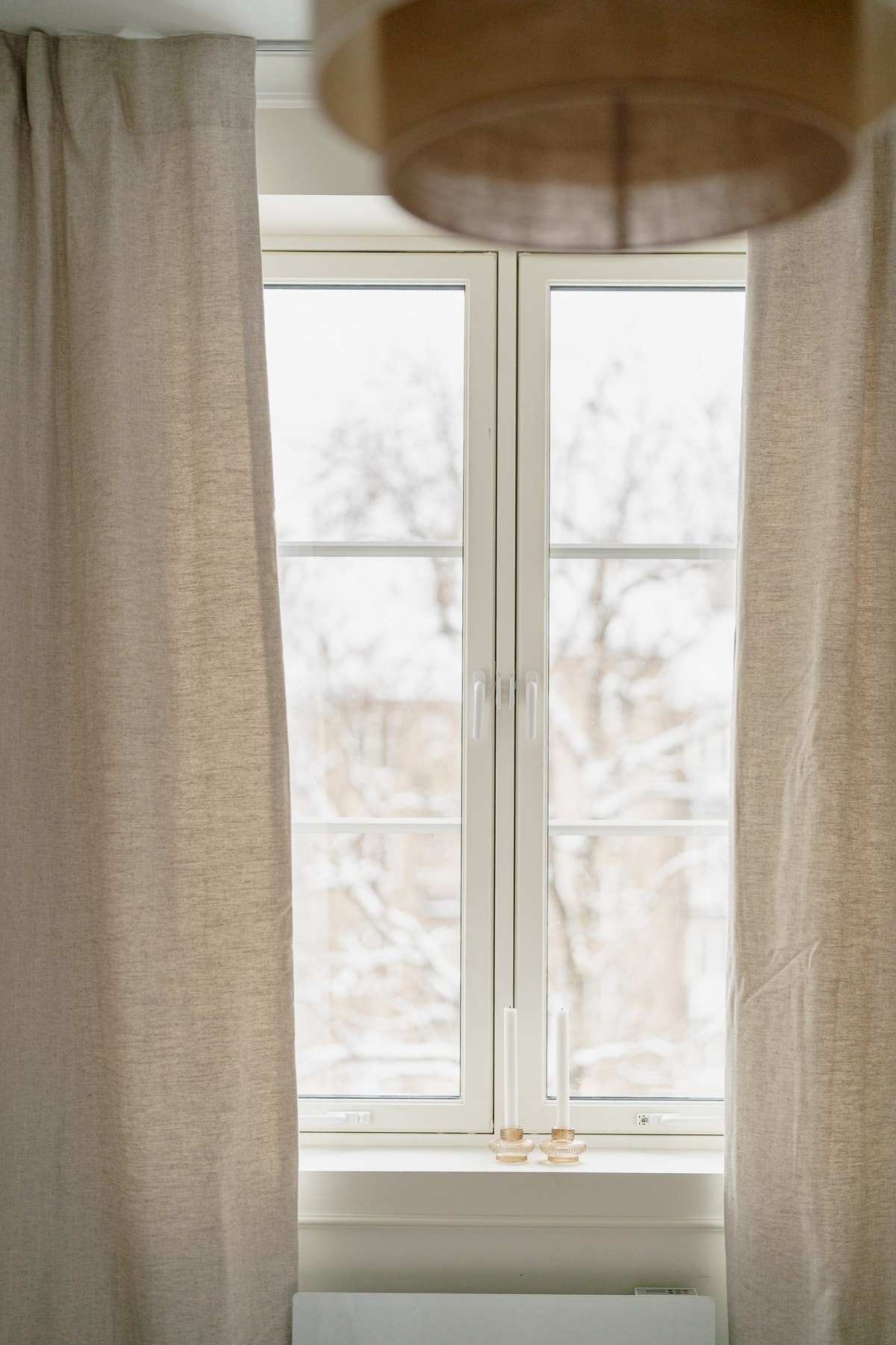 Det er 2 soverom i leiligheten. Begge vender mot stille og fredfullt gårdsrom. Galleribilde