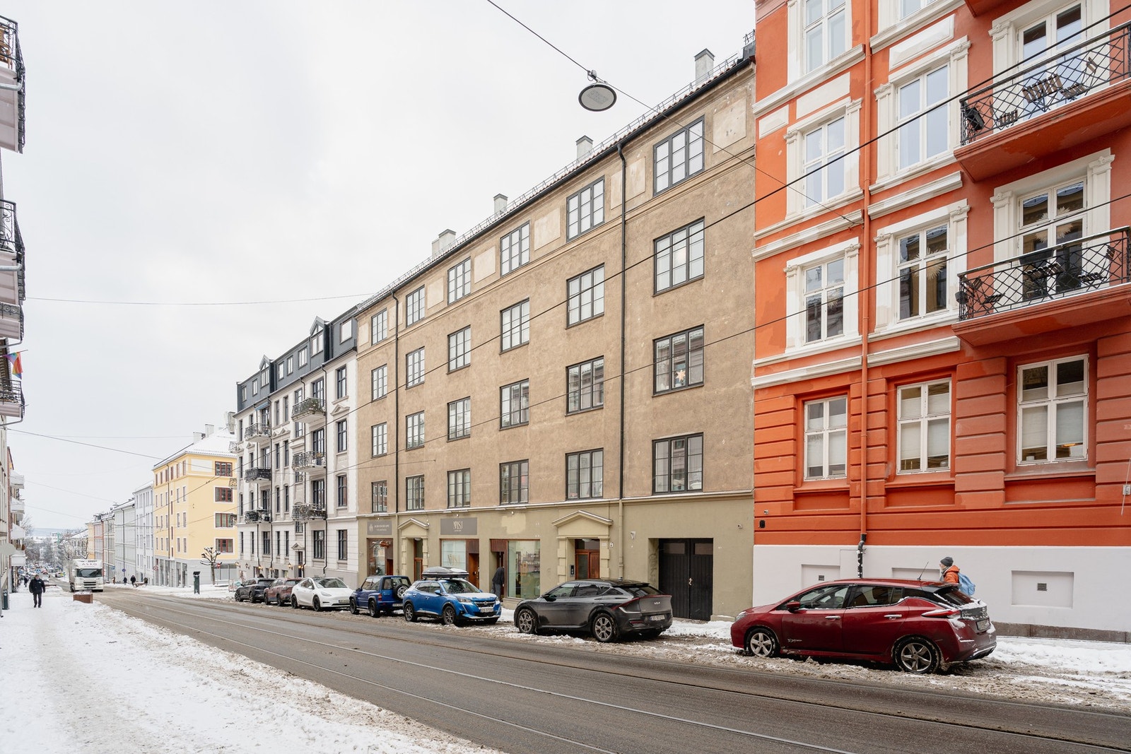 Parkeringsplasser rett utenfor. Galleribilde