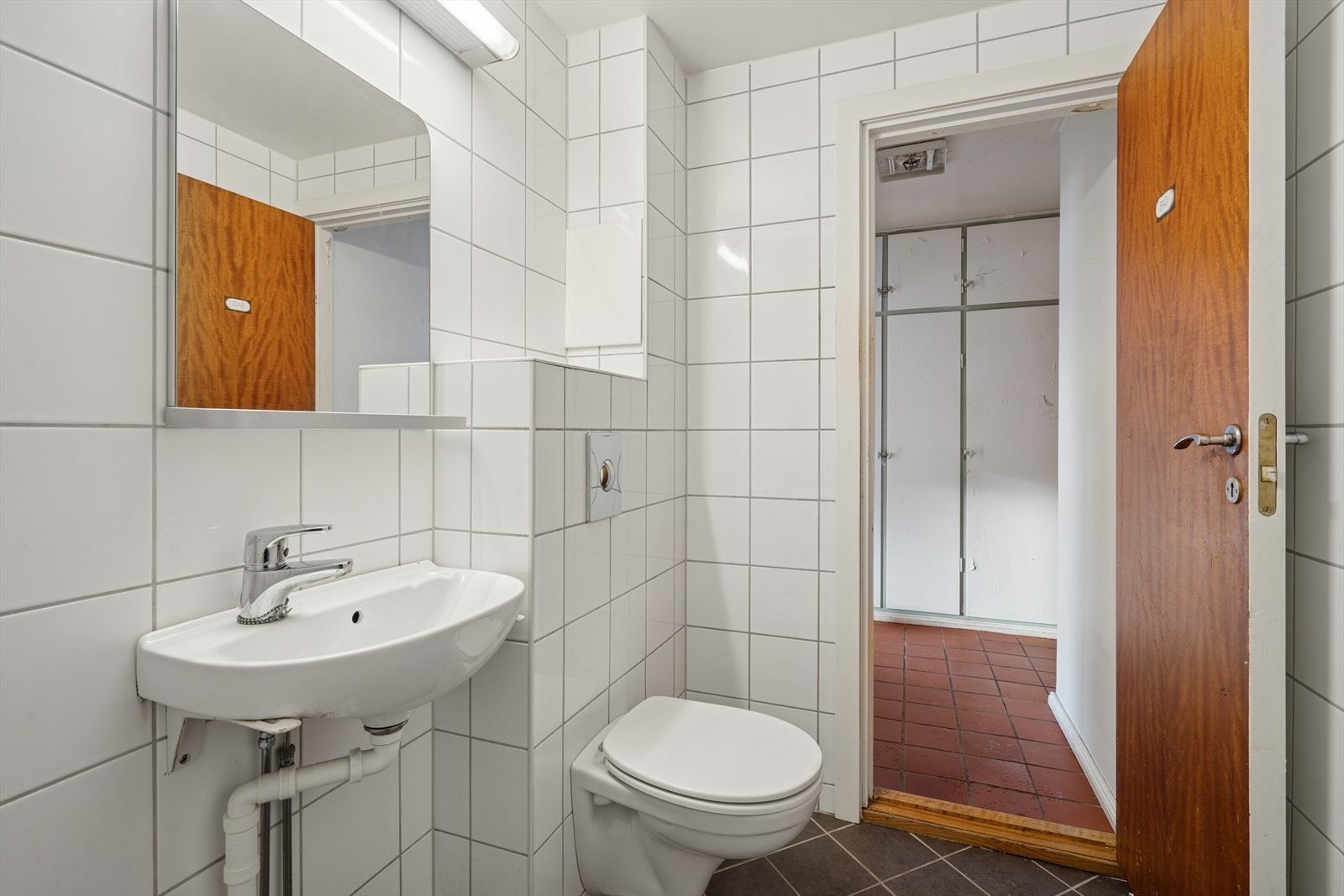 Baderommet er fra 2010, oppgradert i regi av sameiet. Galleribilde