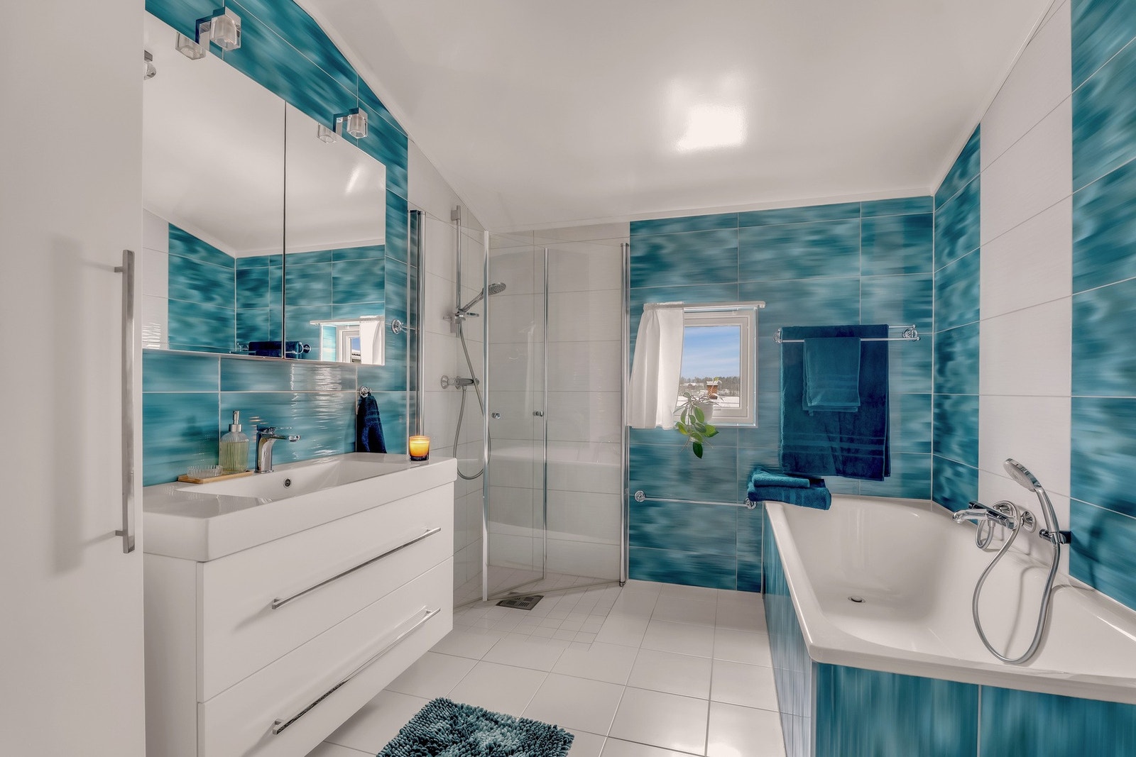 Delikat baderom totalrehabilitert i 2016 Galleribilde