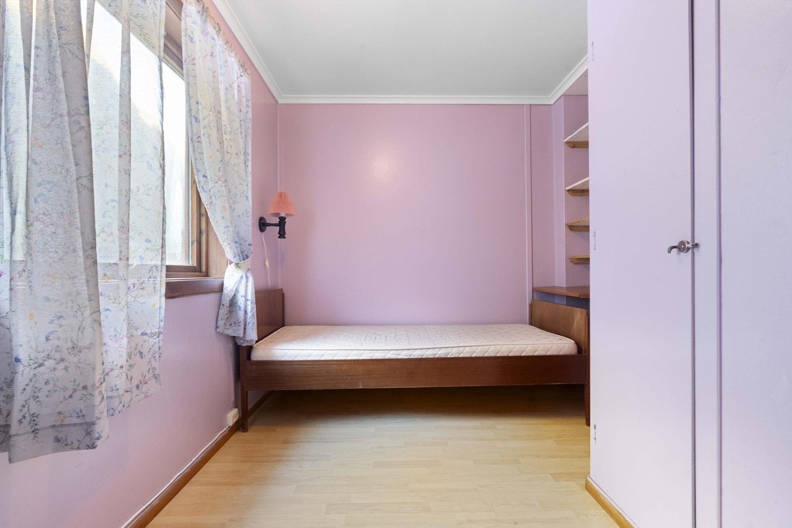 Soverom 2 av 3 Galleribilde