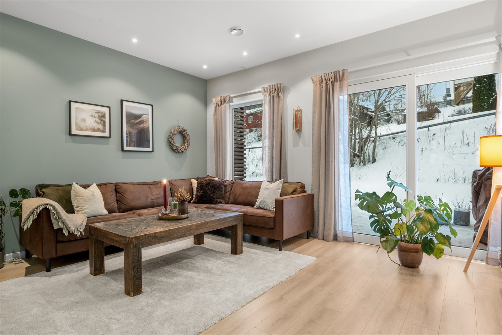 Rekkehuset er fra 2023 og har en fin og moderne standard Galleribilde