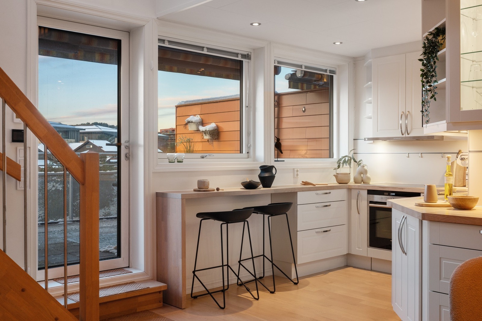 Her har du fin barløsning ved kjøkkenvinduet Galleribilde