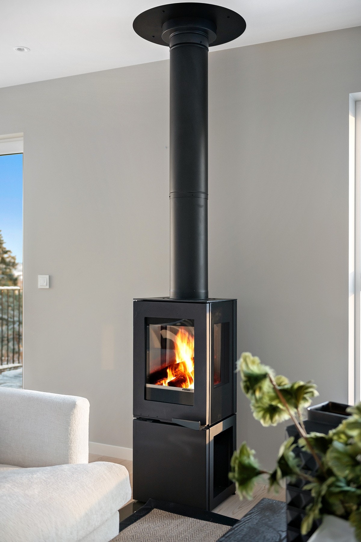 Detaljbilde peisovn. Galleribilde