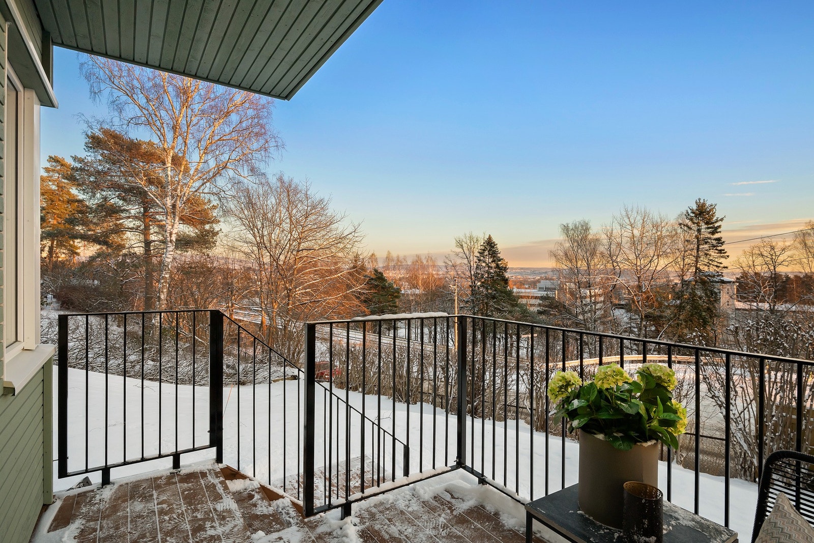 Terrasse med flott utsyn. Galleribilde