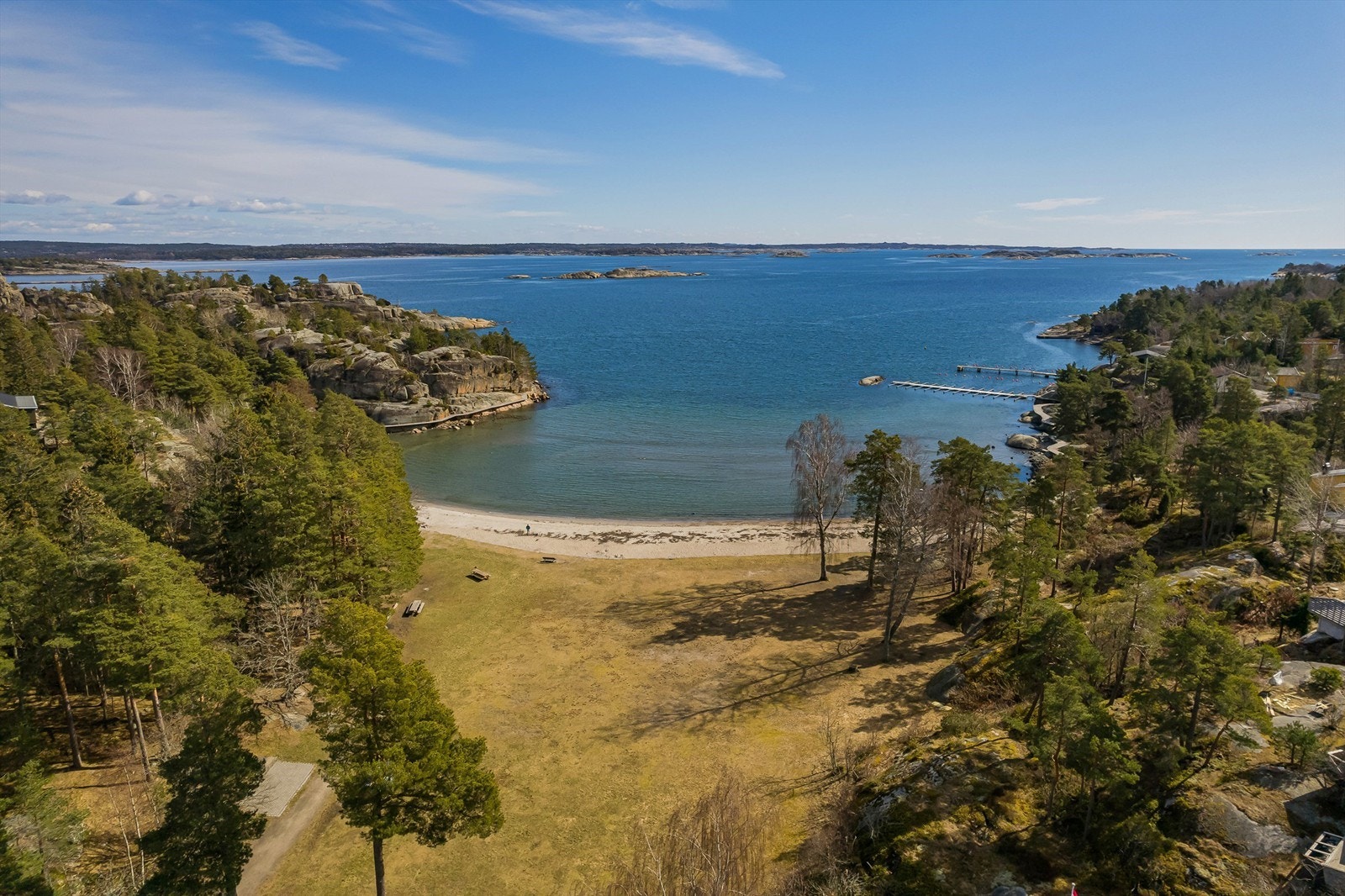 019_Særdeles kort sykkelavstand til Skjellvika badestrand .jpg Galleribilde
