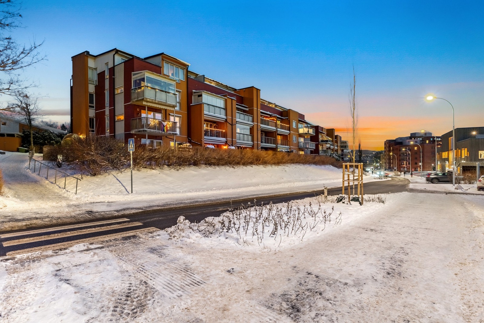 Leiligheten ligger i et attraktivt, sentralt og barnevennlig boligområde i Lunden Hageby på Vollebekk Galleribilde