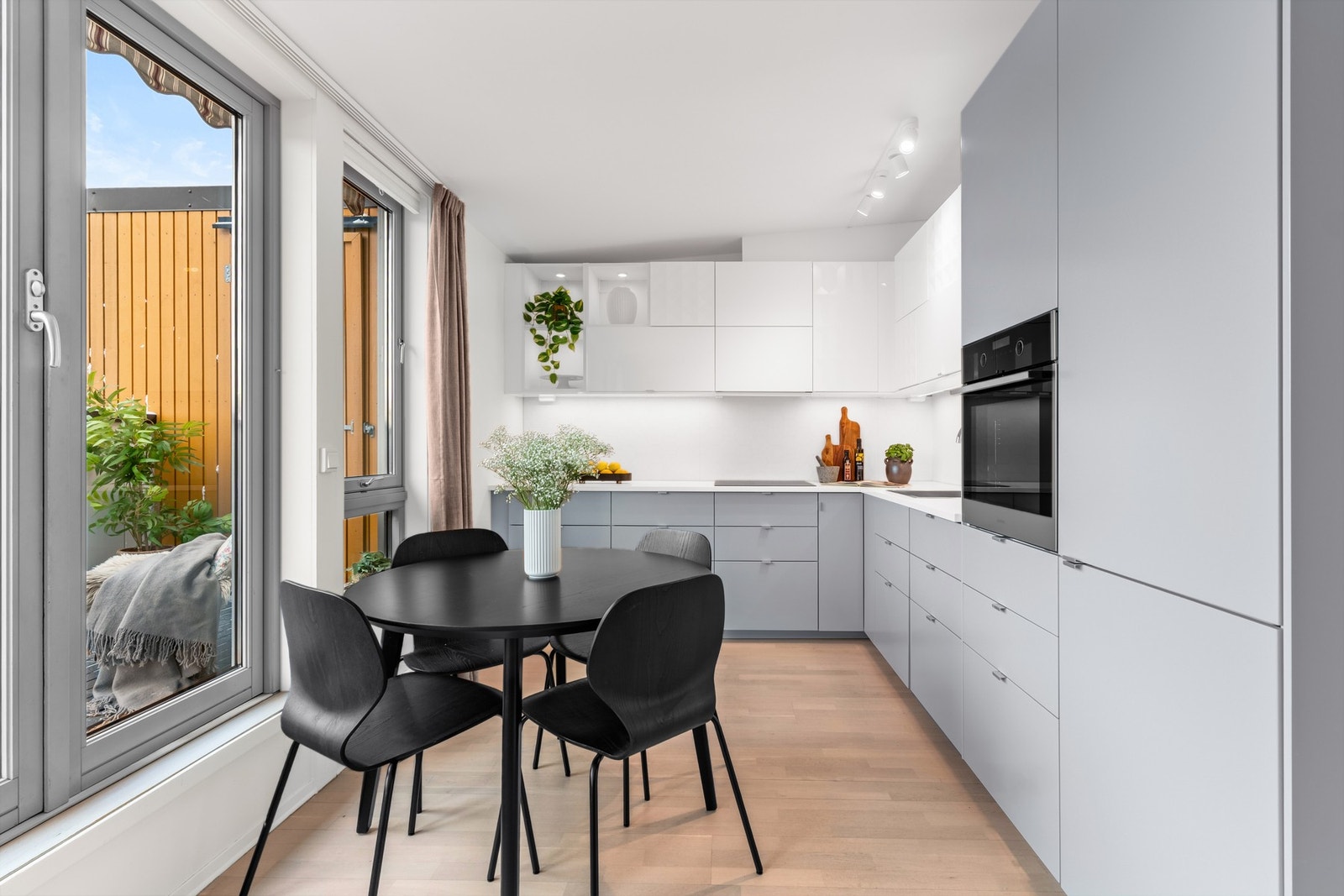 Lekkert kjøkken fra 2016 Galleribilde