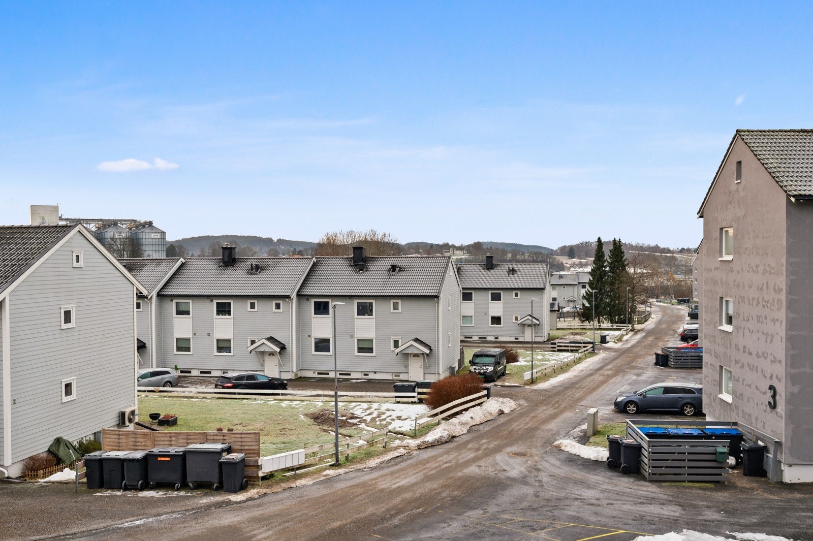 Sentral beliggenhet på Alvim, med kort avstand til Sarpsborg sentrum. Galleribilde