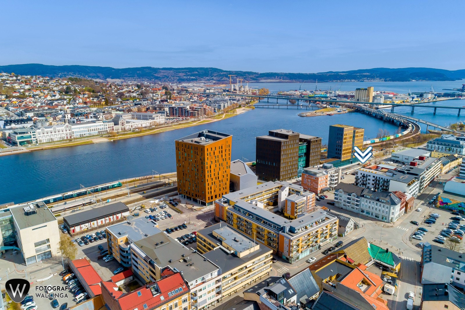Her får du kombinasjonen av pulserende sentrum og naturskjønne omgivelser langs elvebredden. Galleribilde