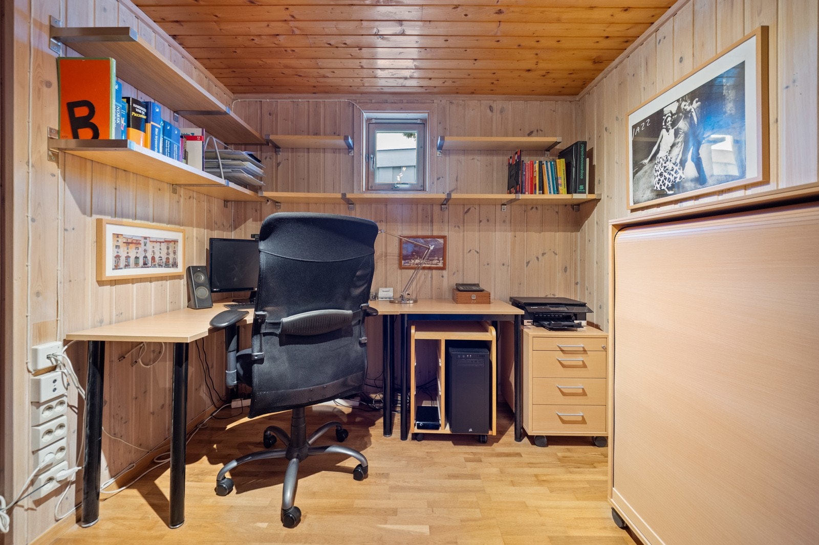 Kontor. Galleribilde