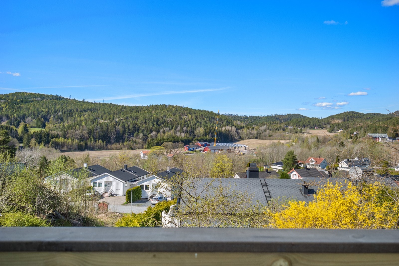 Flott utsikt utover de nærliggende områdene! Galleribilde