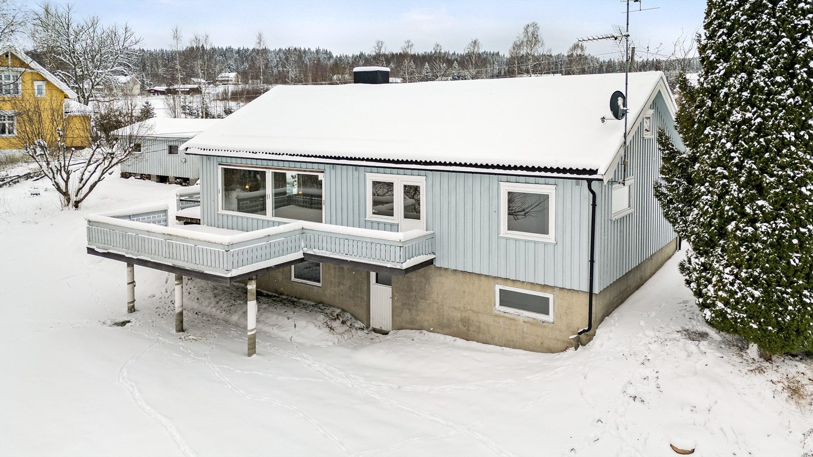 Her bor du i stille og rolige omgivelser, men også med kort vei til nærmeste nabo Galleribilde